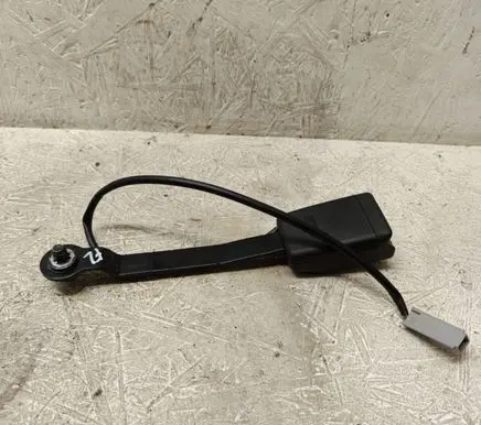 Mazda CX-5 Front seatbelt buckle