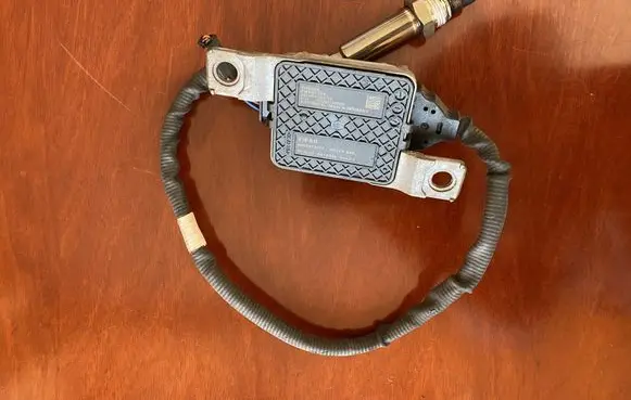 Audi Q7 4M Lambda probe sensor SNS308 5WK97308 A2C85751000