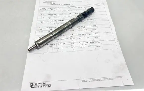 Mercedes-Benz C W204 Fuel injector A6460700987 EJBR04201D