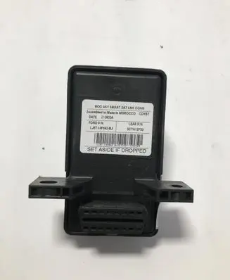Ford Kuga III EUR ISO radio connector LJ6T-14F642-BJ