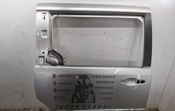 Chrysler Grand Voyager V Rear door
