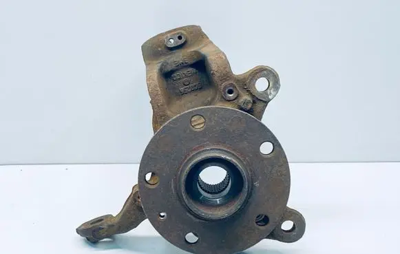 Volkswagen Jetta VI Front wheel hub 5C0407256 5K0498621