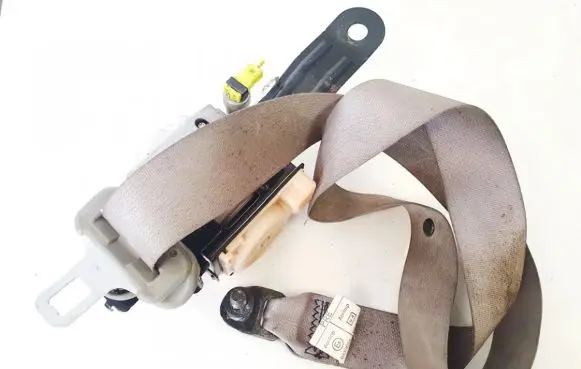 Nissan X-Trail T30 Front seatbelt n1917 t5801