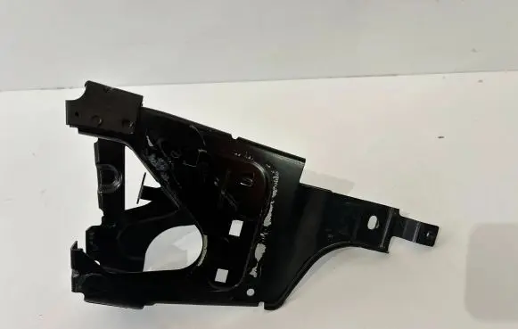 BMW 5 F10 F11 Headlight/headlamp mounting bracket 08499