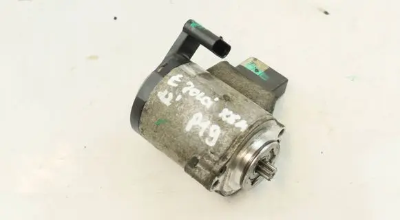 BMW X5 E70 Rear gearbox reducer motor 7586238 33107586238