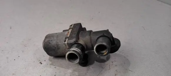 BMW 3 E46 Coolant heater control valve 8369805 1147412144