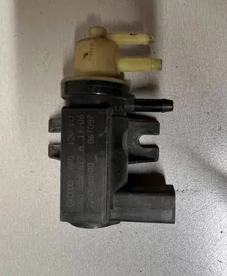 Audi A3 S3 A3 Sportback 8P Vacuum valve 1K0906627A 70086800 06T097
