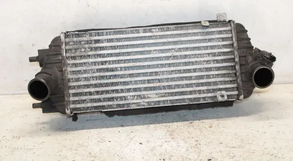 Hyundai i40 Intercooler radiator 282712A800 3930084400