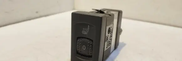 Volkswagen PASSAT B5.5 Seat heating switch 3B0963564C
