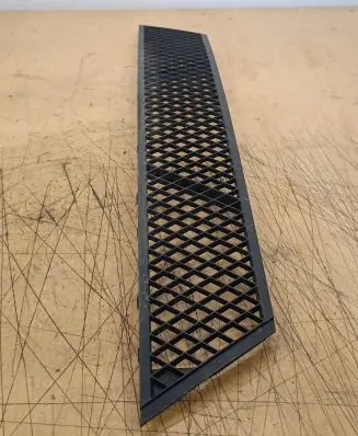 BMW 5 GT F07 Front bumper lower grill 51117200729 7200729