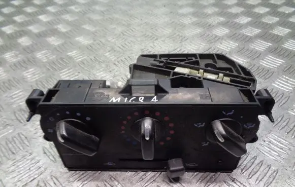 Nissan Micra Interior fan control switch 