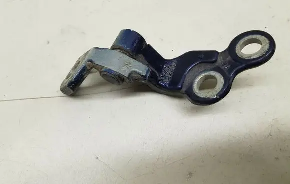 Ford Focus Front door upper hinge XS41A22801AG