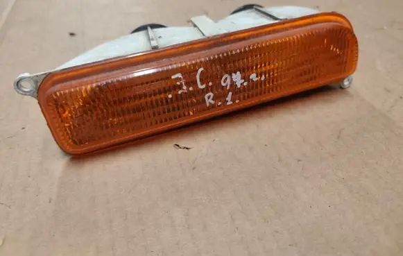 Jeep Cherokee XJ Front indicator light 