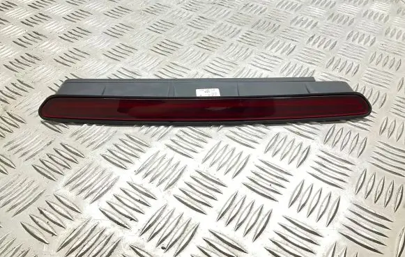 Audi A3 S3 8V Third/center stoplight 8V7945097 8V7945401