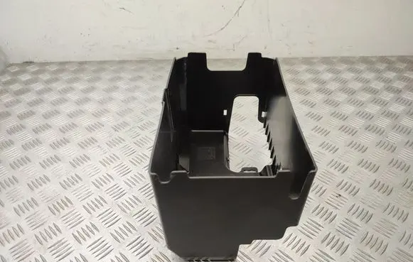 Battery box tray