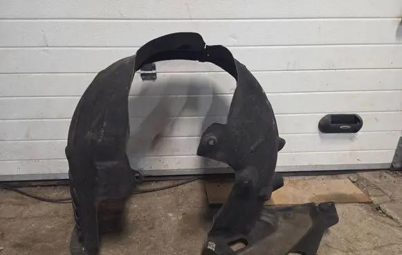 Mercedes-Benz S C217 Front wheel arch liner splash guards A2176904203