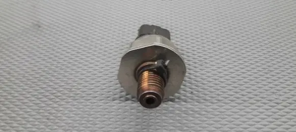 Citroen C4 Grand Picasso Fuel pressure sensor 