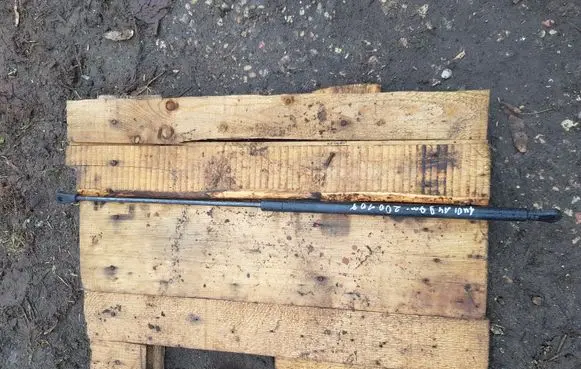 Audi A4 S4 B5 8D Front bonnet/hood damper/strut