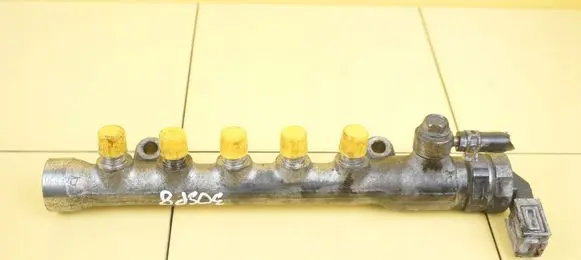 Mazda 6 Fuel line pipe 30SP8