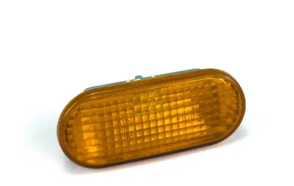 Volkswagen Golf IV Front fender indicator light 3B0949117B