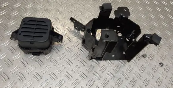 Citroen C4 III e-C4 Horn signal 9839315880 9826651580