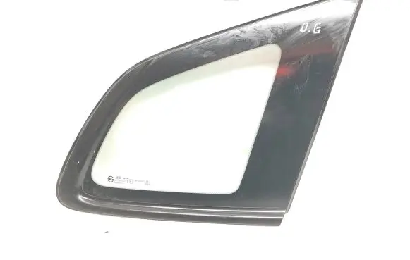 KIA Carens III Rear side window 43R000083 1004138 0T736AS2M3