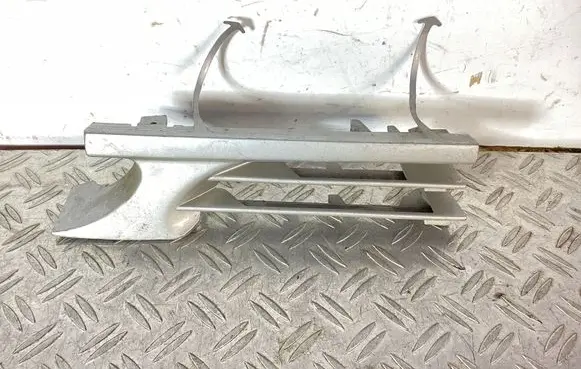 Mercedes-Benz C W202 Front bumper lower grill A2028800505