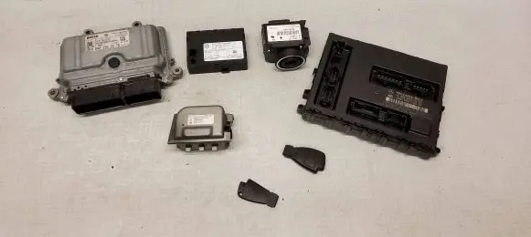Mercedes-Benz A W169 Engine ECU kit and lock set A6401502379 0281012254 1695452932