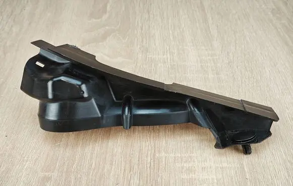 Audi A7 S7 4G Fender mounting bracket 4G0805233