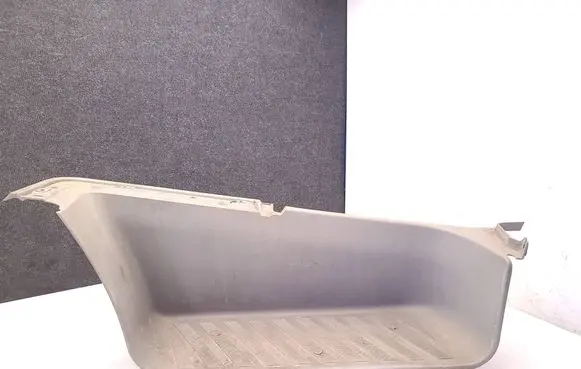 Front sill trim cover