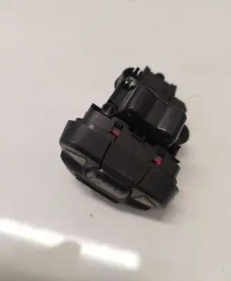 Nissan Almera N16 Multifunctional control switch/knob 54355381P1
