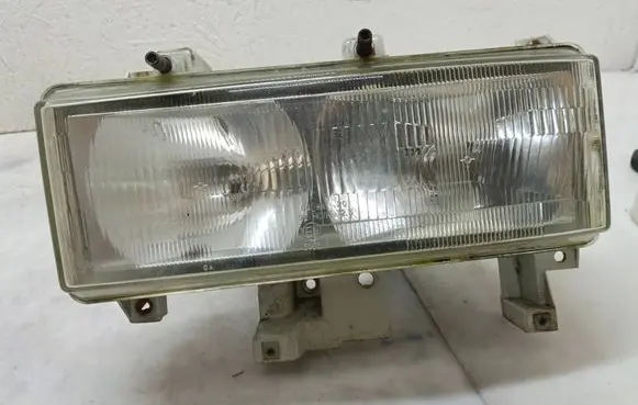 Mitsubishi Canter Headlight/headlamp 67742277 E95168