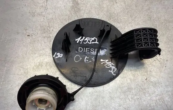 Hyundai i30 Fuel tank cap lock 695102L000