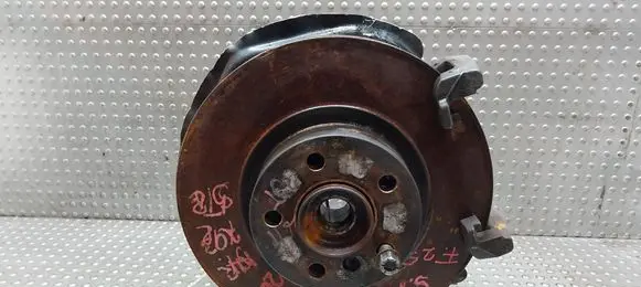 BMW X4 F26 Front wheel hub spindle knuckle 6787679