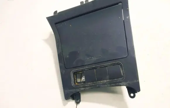 Car ashtray