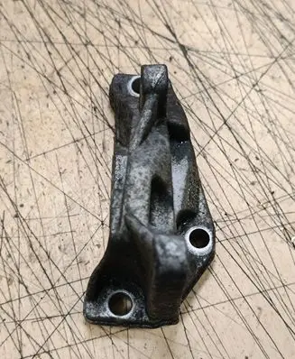 BMW X5 E70 Engine mounting bracket 1351780542101 13517805421 7805421