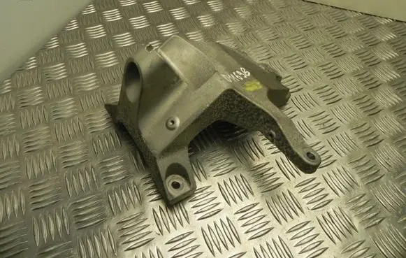 Volkswagen Phaeton Engine mounting bracket 3D0199308T VD11698