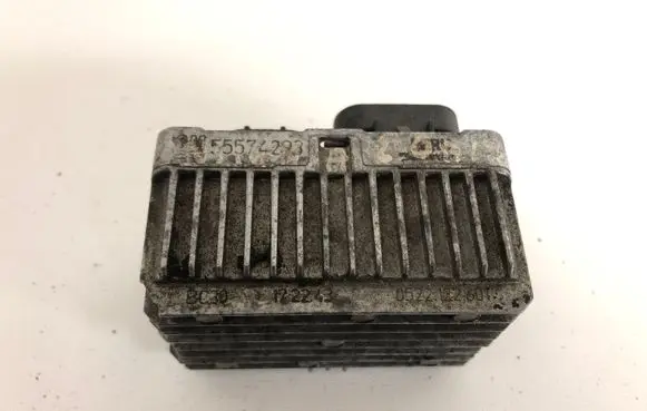Glow plug pre-heat relay