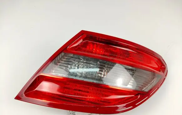 Mercedes-Benz C W204 Rear/tail lights 2048203064