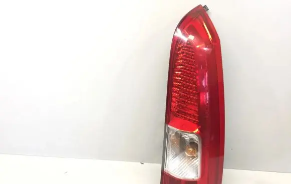 Volvo XC70 Rear/tail lights 160986