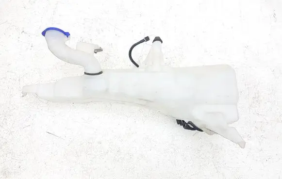 Windshield washer fluid reservoir/tank