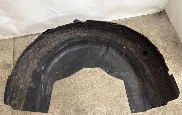 BMW X7 G07 Rear arch fender liner splash guards 7424916
