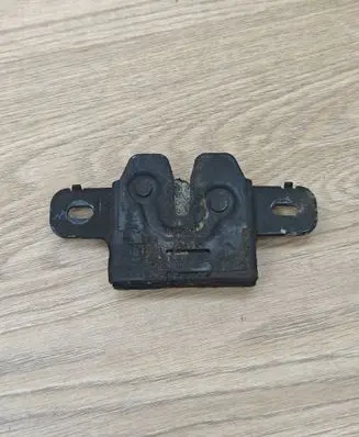 Volvo V70 Engine bonnet/hood lock/catch 30649448 30649447 CZU9H1A