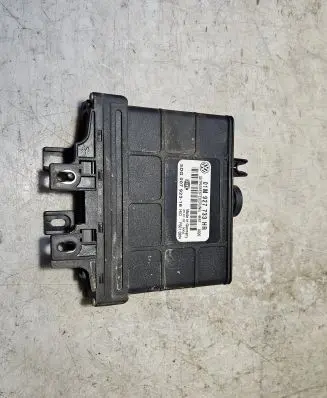 Skoda Octavia Mk1 (1U) Gearbox control unit/module 01M927733HR