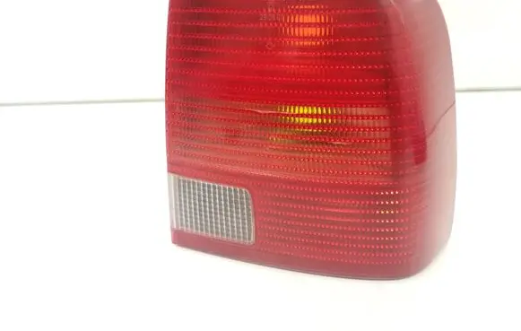 Volkswagen PASSAT B5 Rear/tail lights 3B5945096G