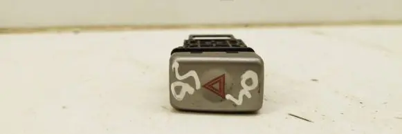 Subaru Forester SG Hazard light switch