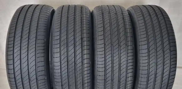 Audi A6 etron 85E R19 summer tire 3528709354011 935401 22555R19
