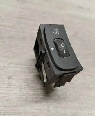 Renault Espace - Grand espace IV Headlight level height control switch 8200147868