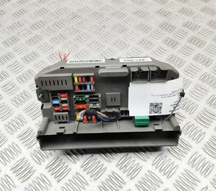 BMW X6 E71 Fuse module 6931690