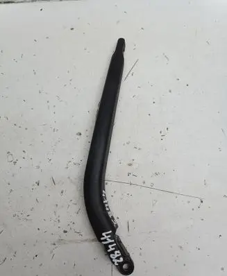 Mitsubishi Colt Rear wiper blade arm 